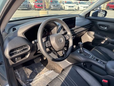 Used 2023 Honda HR-V EX-L image 21