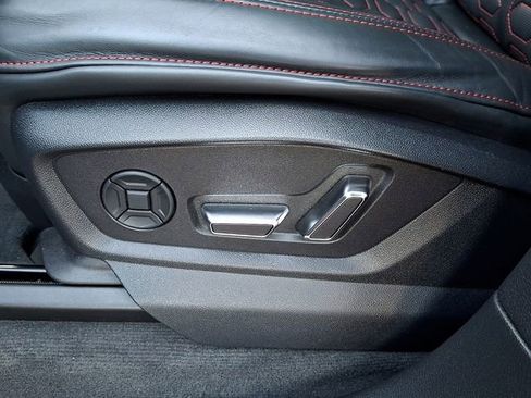 Used 2022 Audi RS Q8 w/ Carbon Optic Package image 18