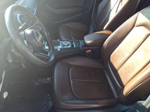 Used 2018 Audi A3 2.0T Premium image 5