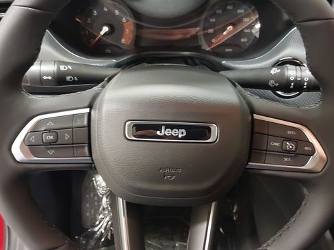 New 2026 Jeep Compass Latitude image 35