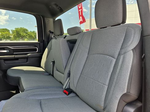 Used 2024 RAM 2500 Big Horn AWD/4WD image 28