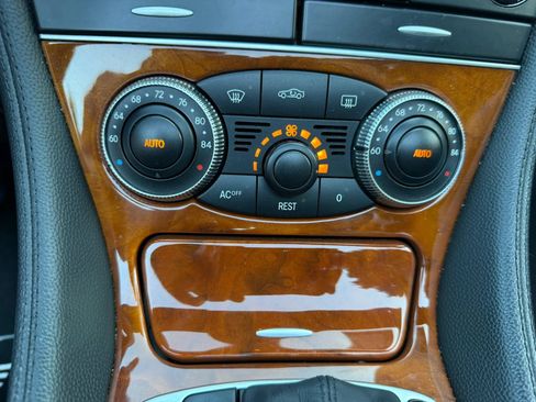 Used 2005 Mercedes-Benz SL 500 image 39