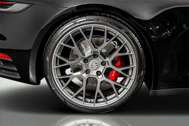 Used 2024 Porsche 911 Carrera 4S AWD/4WD image 18