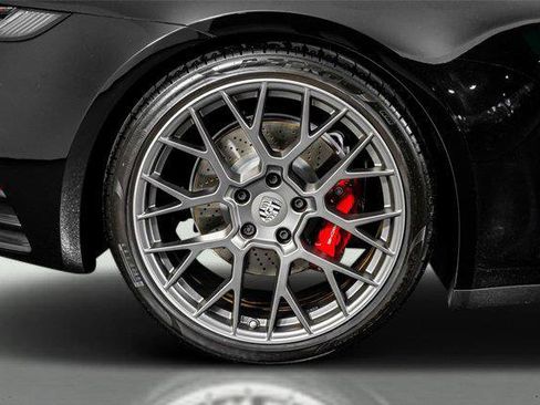 Used 2024 Porsche 911 Carrera 4S AWD/4WD image 18