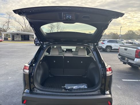 New 2026 Toyota Corolla Cross L FWD image 28
