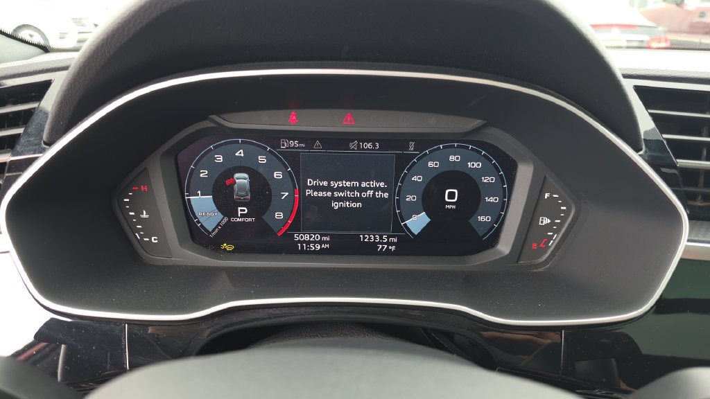 Used 2025 Audi Q3 2.0T Premium AWD/4WD image 14