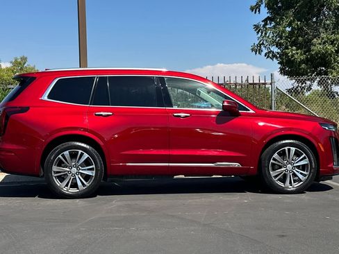 Used 2021 Cadillac XT6 Premium Luxury image 8