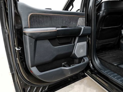 Used 2023 Ford F250 Platinum image 49