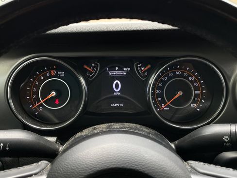 Used 2022 Jeep Gladiator Sport AWD/4WD image 14