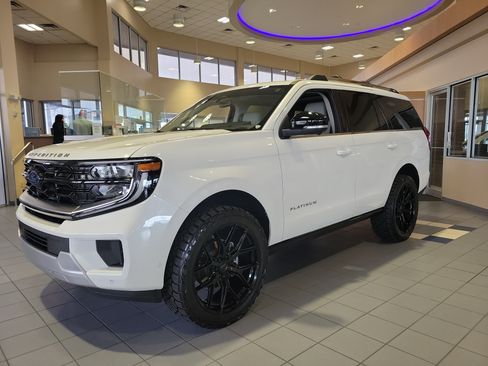 New 2025 Ford Expedition Platinum w/ Platinum Ultimate Package image 3