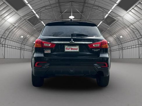 Used 2018 Mitsubishi Outlander Sport ES image 6