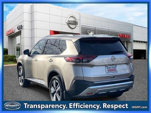 Certified 2023 Nissan Rogue Platinum w/ Platinum Premium Package image 8