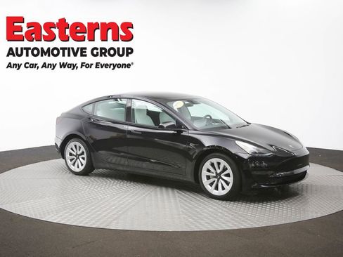 Used 2023 Tesla Model 3 Standard Range image 48