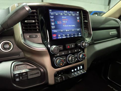 Used 2019 RAM 3500 Laramie AWD/4WD image 23