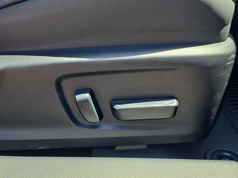 Used 2025 Lexus IS 350 F Sport w/ Navigation Package RWD image 32