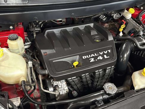 Used 2013 Dodge Journey FWD image 30