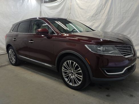 Used 2017 Lincoln MKX Reserve w/ Lincoln MKX Climate Package image 11