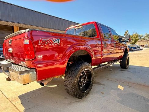 Used 2015 Ford F250 XLT w/ XLT Value Package image 8