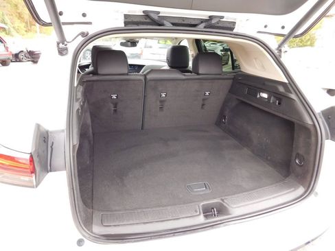 Used 2023 Buick Envision Essence w/ Sport Touring Package image 8