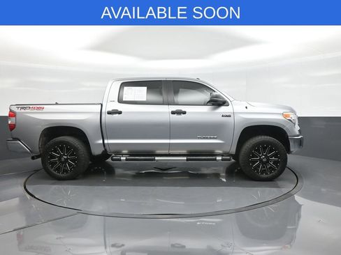 Used 2014 Toyota Tundra SR5 w/ TRD Off Road Package AWD/4WD image 8