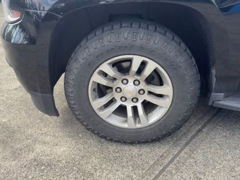 Used 2016 Chevrolet Suburban LT AWD/4WD image 11