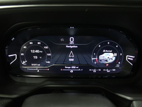 Used 2024 GMC Yukon Denali image 15