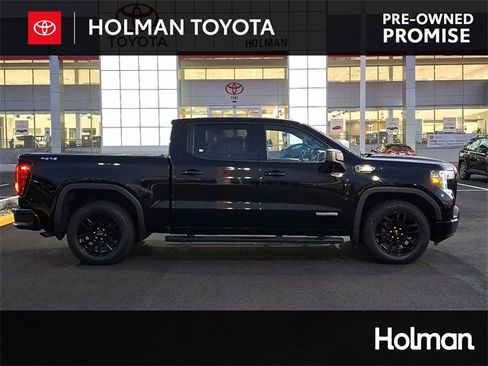 Used 2022 GMC Sierra 1500 Elevation image 1