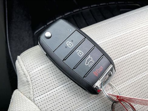 Used 2019 Kia Sportage LX w/ LX Popular Package image 15