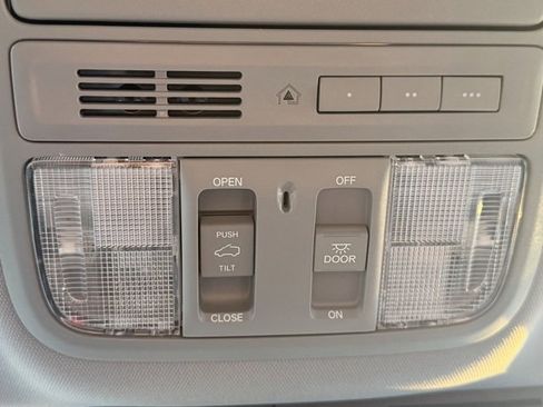 Used 2019 Honda CR-V EX-L image 33