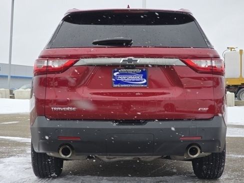 Used 2020 Chevrolet Traverse RS image 28