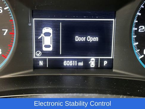 Used 2024 Chevrolet Malibu LT image 3