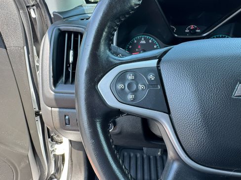 Used 2022 Chevrolet Colorado LT w/ Fleet Safety Package image 22