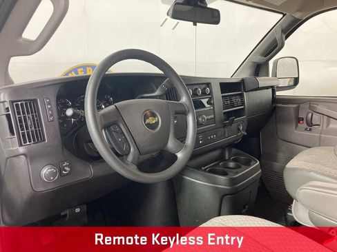 Used 2025 Chevrolet Express 3500 LT w/ LT Preferred Equipment Group RWD image 11