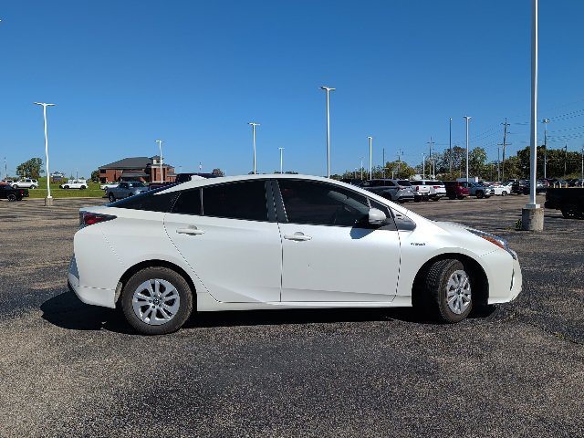 Used 2016 Toyota Prius Two FWD image 17