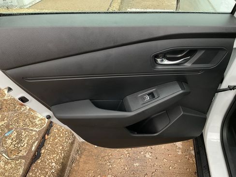 Used 2023 Honda Accord LX image 17