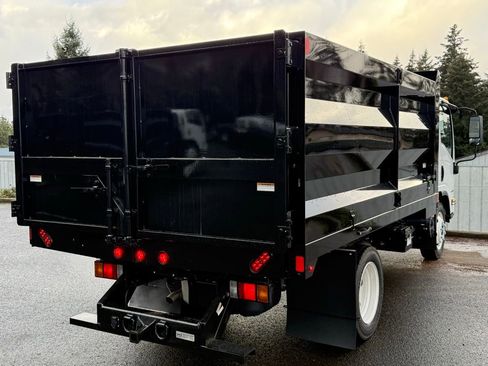 New 2024 Chevrolet Low Cab Forward image 9