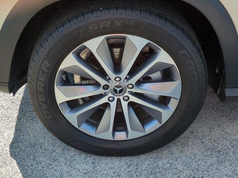 Used 2023 Mercedes-Benz GLE 350 4MATIC image 11