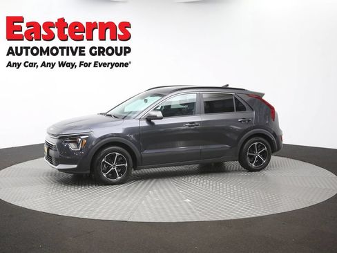 Used 2025 Kia Niro LX FWD image 56