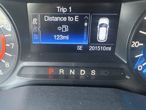 Used 2016 Ford Explorer XLT AWD/4WD image 21