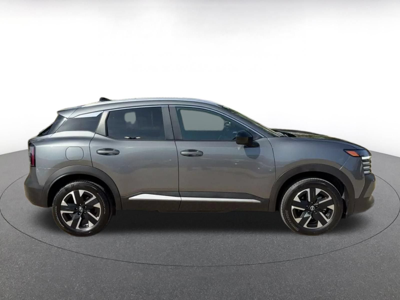 Used 2026 Nissan Kicks SV w/ Cold Weather Package AWD/4WD image 15