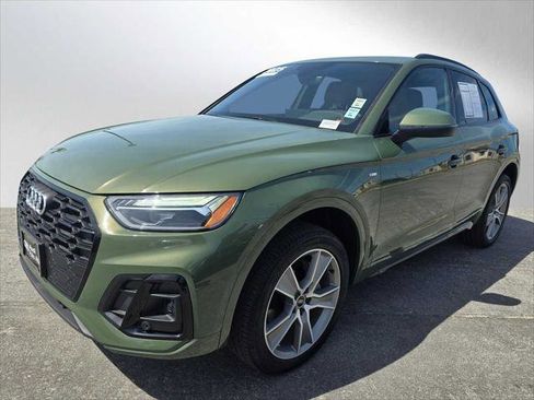 Used 2025 Audi Q5 2.0T Premium w/ Convenience Plus Package image 7