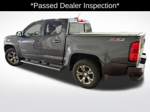 Used 2017 Chevrolet Colorado Z71 AWD/4WD image 2