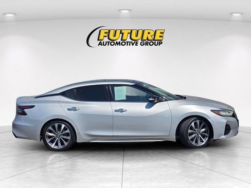 Used 2020 Nissan Maxima Platinum w/ Sport Mat Group FWD image 3