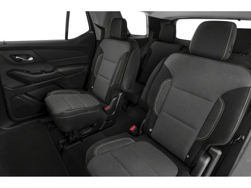 Used 2019 Chevrolet Traverse LT w/ LPO, Floor Liner Package FWD image 14