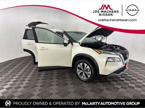 Certified 2023 Nissan Rogue SV image 12