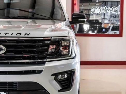 Used 2019 Ford Expedition Limited w/ Equipment Group 303A image 44