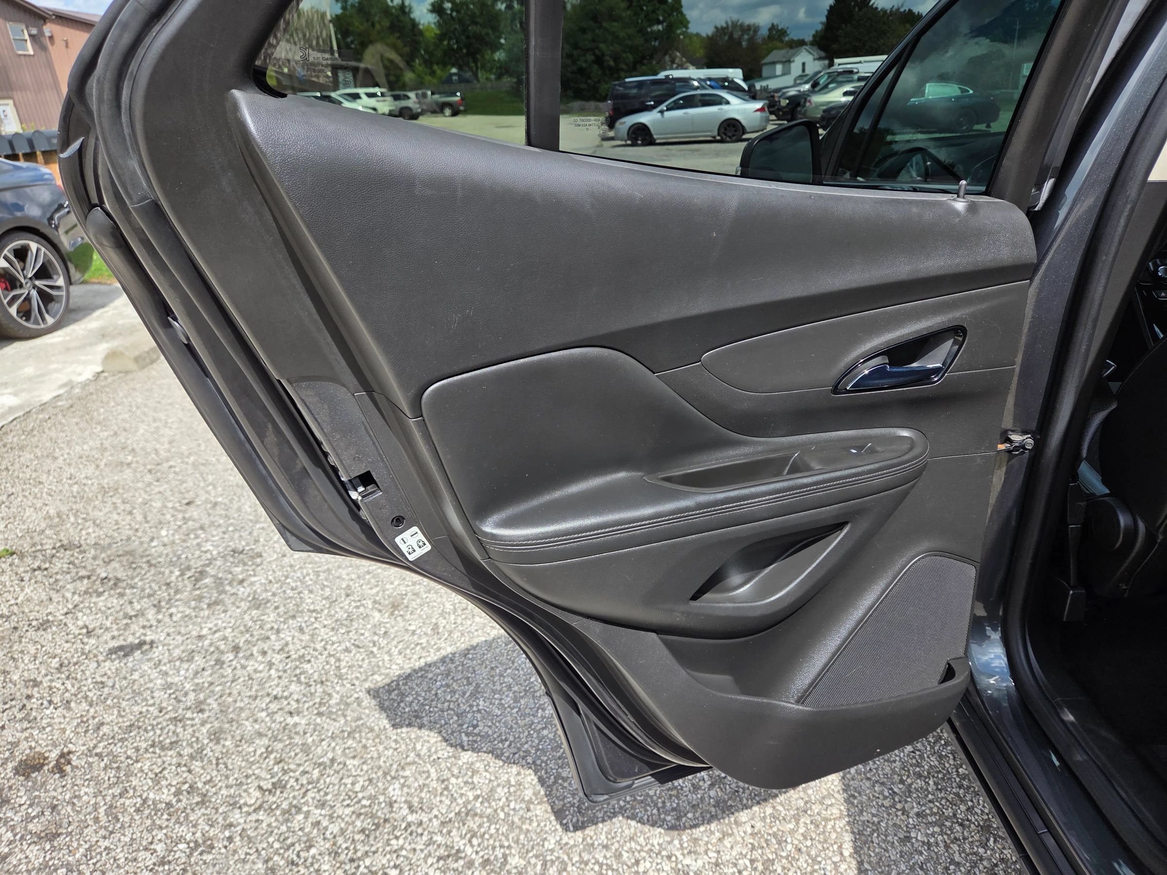 Used 2018 Buick Encore Preferred FWD image 15