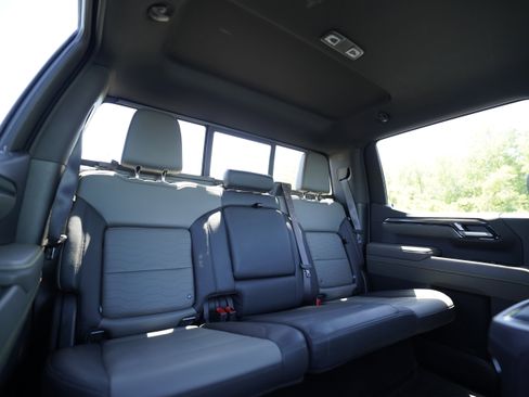 Certified 2024 Chevrolet Silverado 1500 ZR2 w/ ZR2 Bison Edition image 12