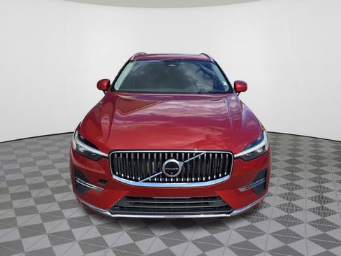 Used 2023 Volvo XC60 B5 Plus FWD image 3