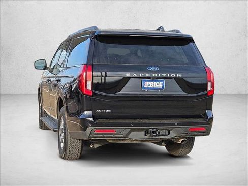 Used 2025 Ford Expedition Active image 7